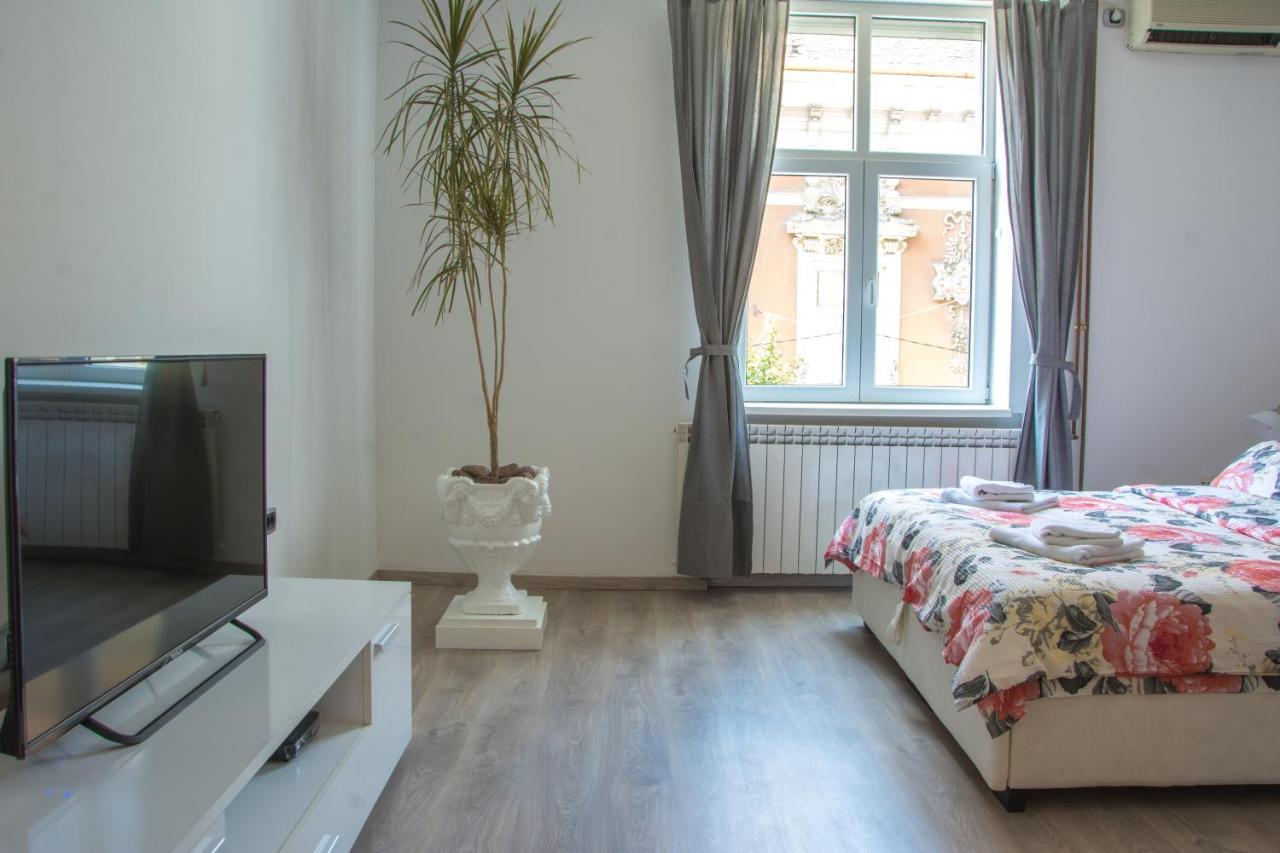 Apartment Petra 072 Beograd Bagian luar foto